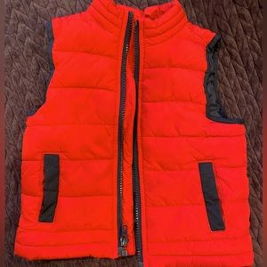 Janie and Jack zip up vest with pockets